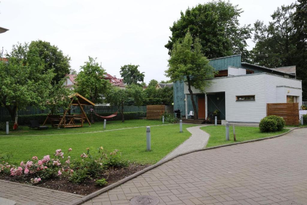 Villa Meri Apartments Pärnu Extérieur photo