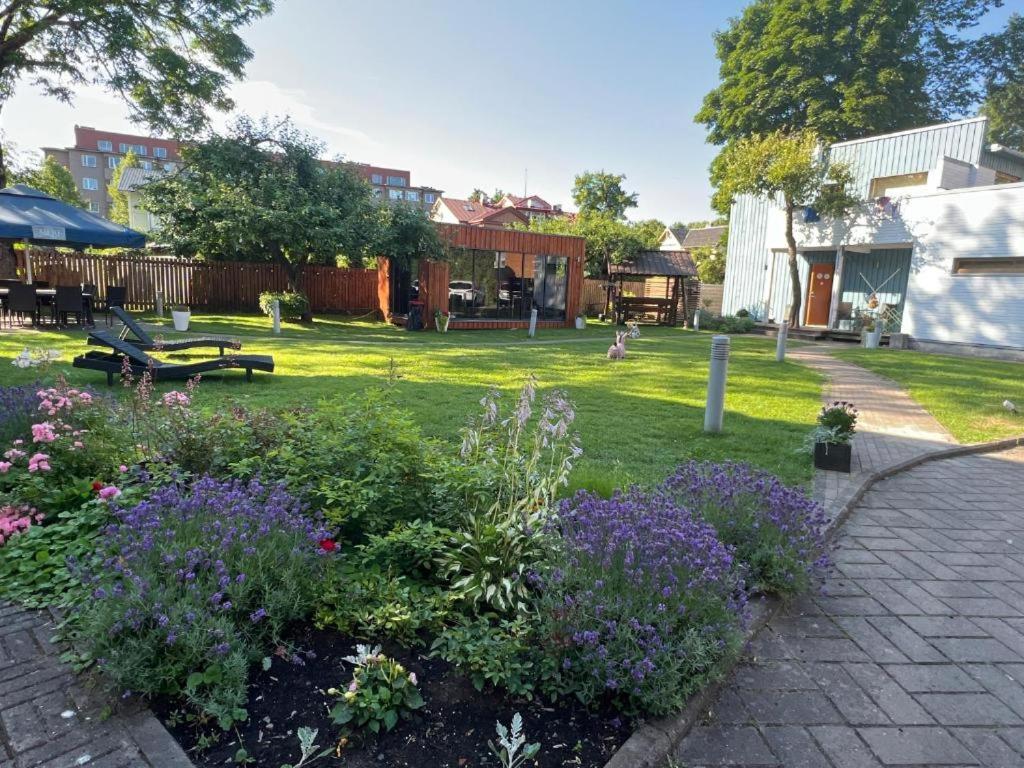 Villa Meri Apartments Pärnu Extérieur photo